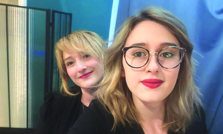 L’expérience sensorielle proposée par Amandine Borner dépasse largement le cadre d’un simple rendez-vous chez le coiffeur.