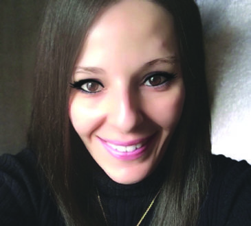 Angèle Medium et Voyance - Restez maître de votre destin