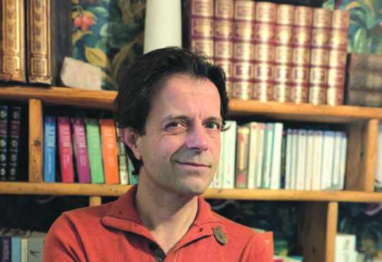 ALAIN CARLIOZ : soins énergétiques à distance